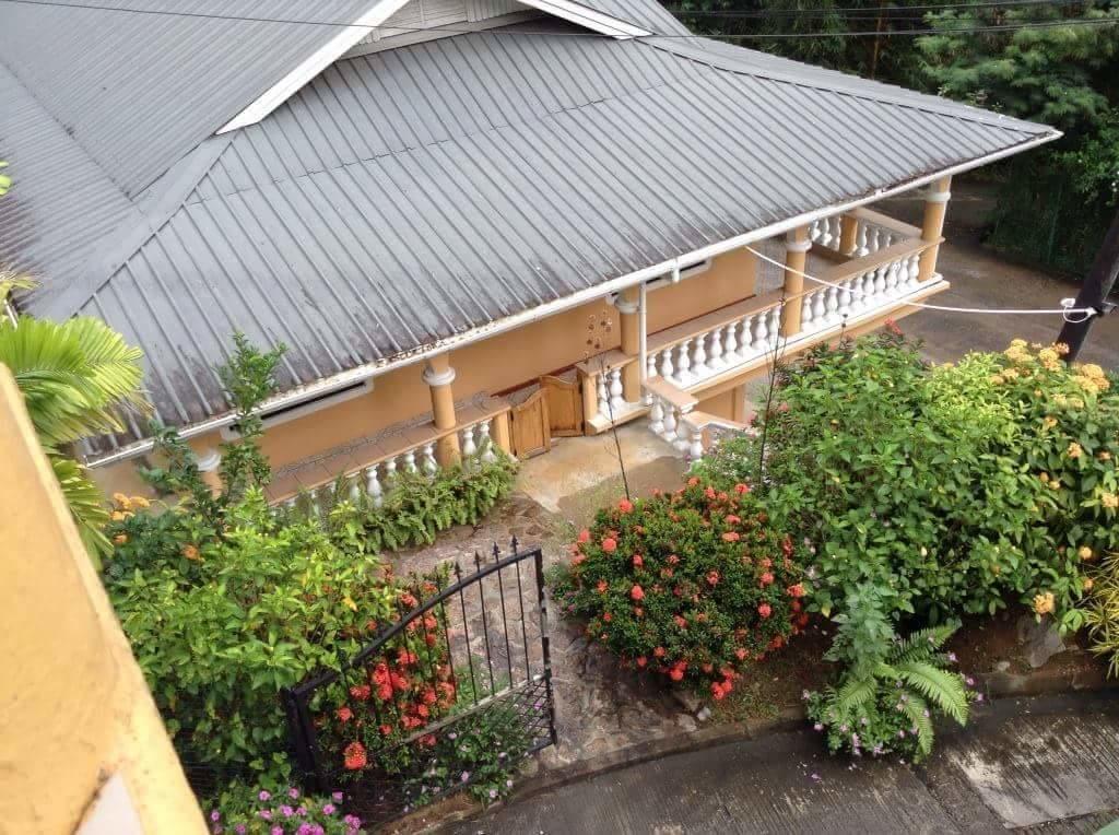 Pascalo Villa Apartment Takamaka Bagian luar foto
